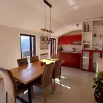 Red House * ラバック