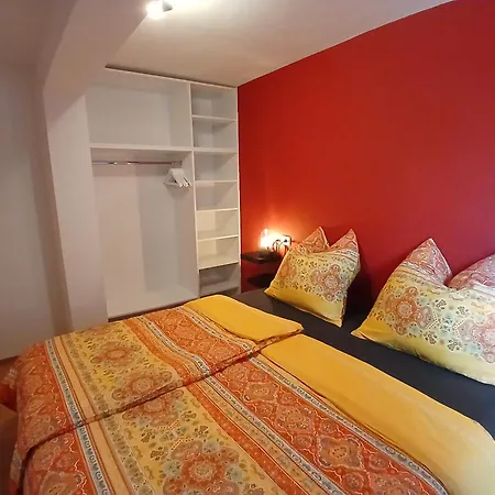 Red House דירה