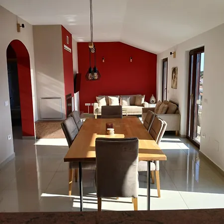 Red House דירה *